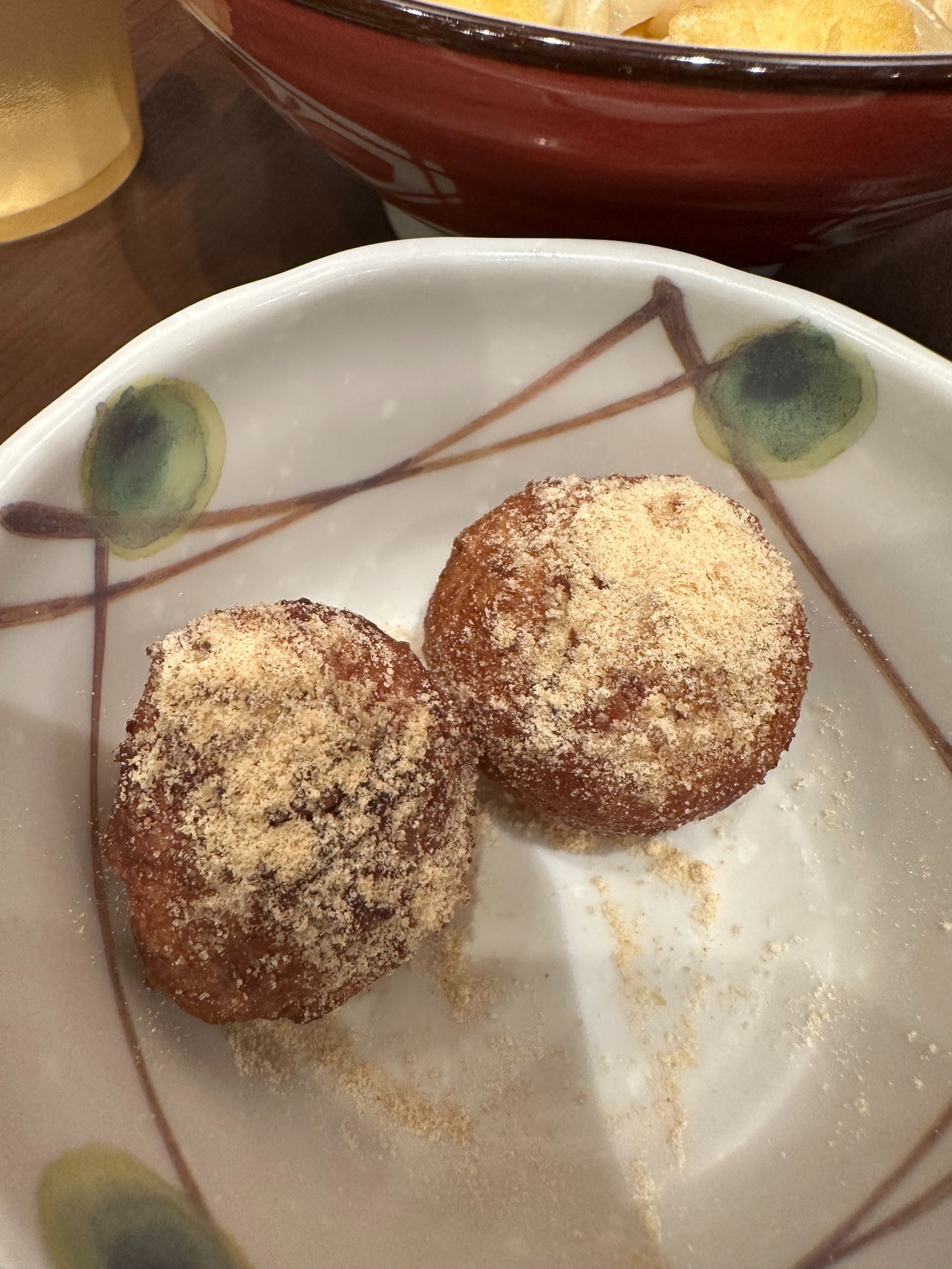 きな粉をまぶした丸亀うどーなつ