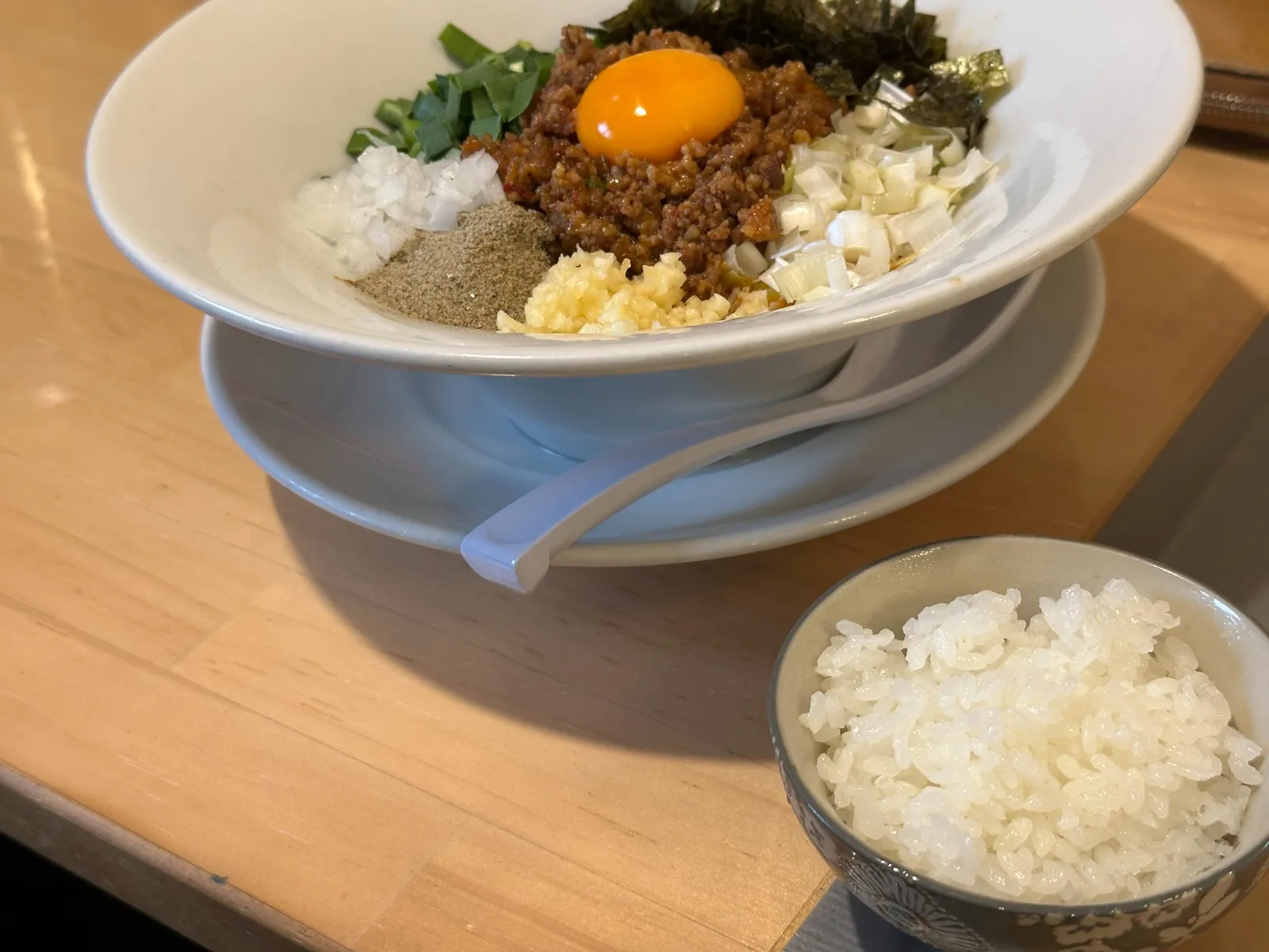 麺屋 壱心の台湾まぜそばと追い飯の白飯